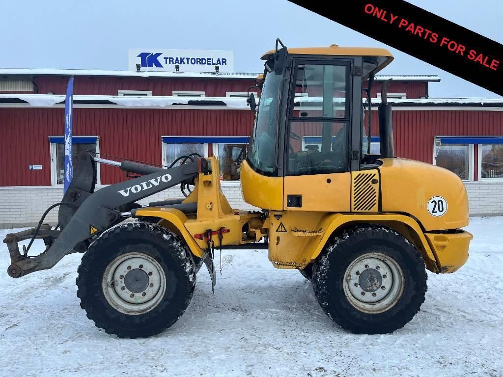 E-FARM: VOLVO l 30 dismantled. only spare parts - Chargeuse sur pneus - id 3WHDYLN - Année: 1998 - Suède