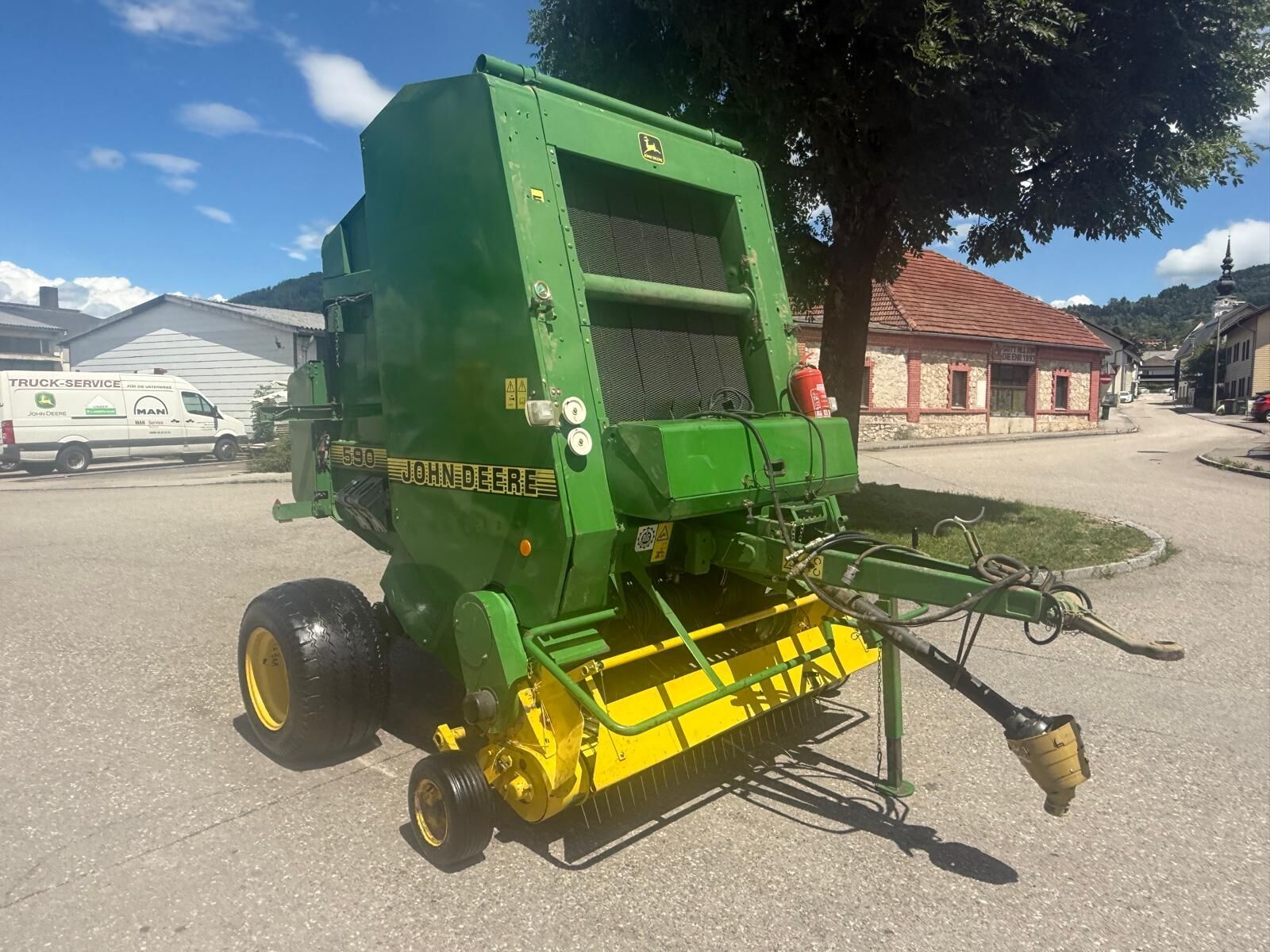 E-FARM: John Deere 590 - Ballenpresse - id ZMEMK14 - 11.500 € - Baujahr: 1998 - Österreich