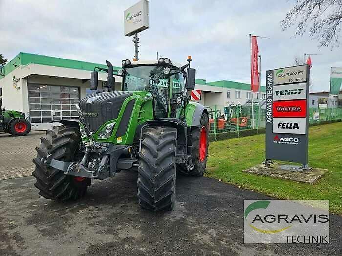 E-FARM: Fendt 828 Vario - Traktor - id VFJK38A - 219.900 € - Baujahr: 2023 - Abgelesene Motorstunden: 702,Motorleistung (PS): 283,Deutschland