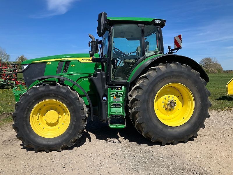 John Deere 6R 195 Tractor €159,000