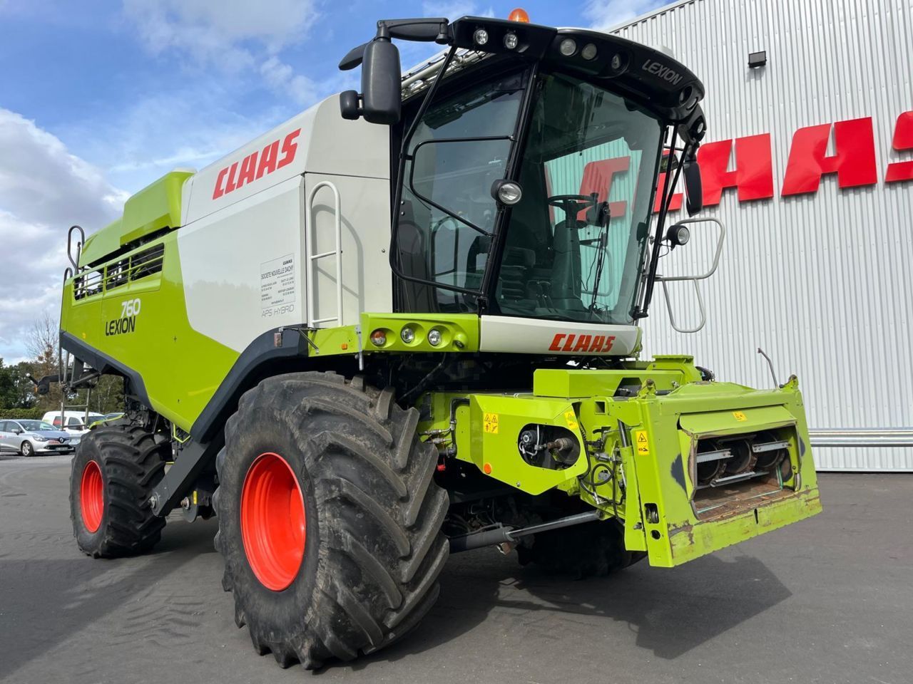 E-FARM: Claas Lexion 760 Montana - Mähdrescher - id LPKPWKU - 230.000 € - Baujahr: 2020 - Abgelesene Motorstunden: 2.100,Motorleistung (PS): 503,Frankreich