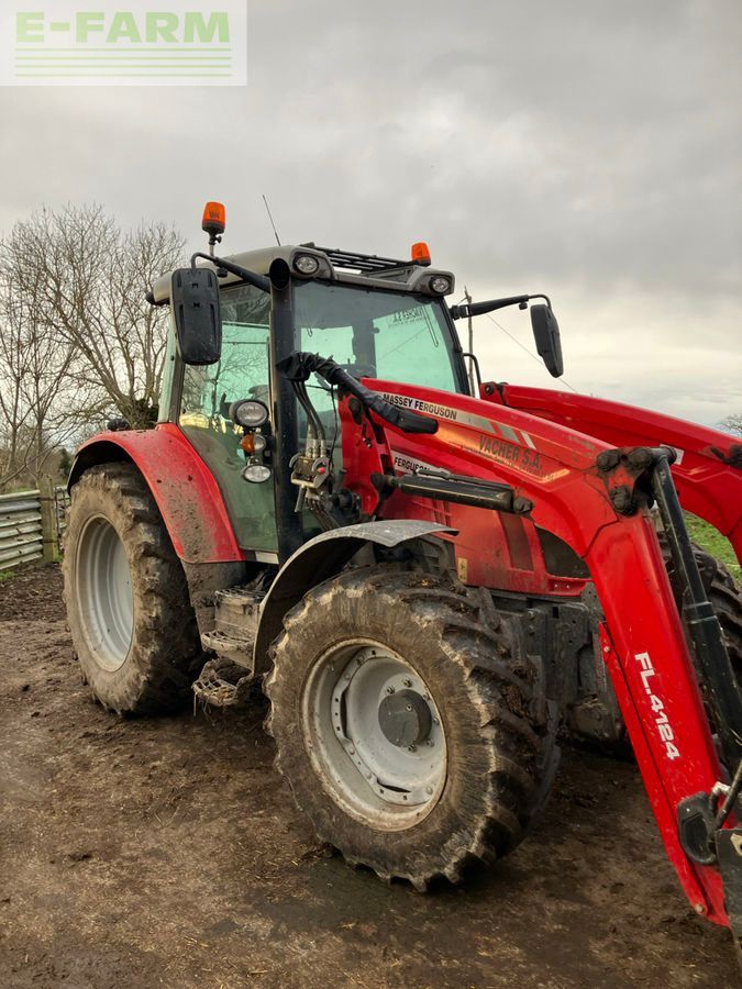 Massey Ferguson 5713s dyna-6 efficient Tractor 52.000 €