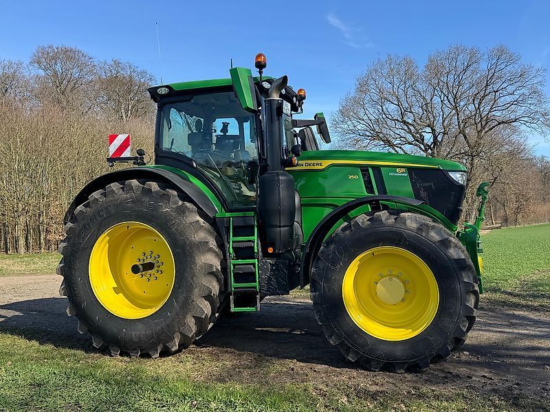 John Deere 6R 250 Traktor 187.500 €