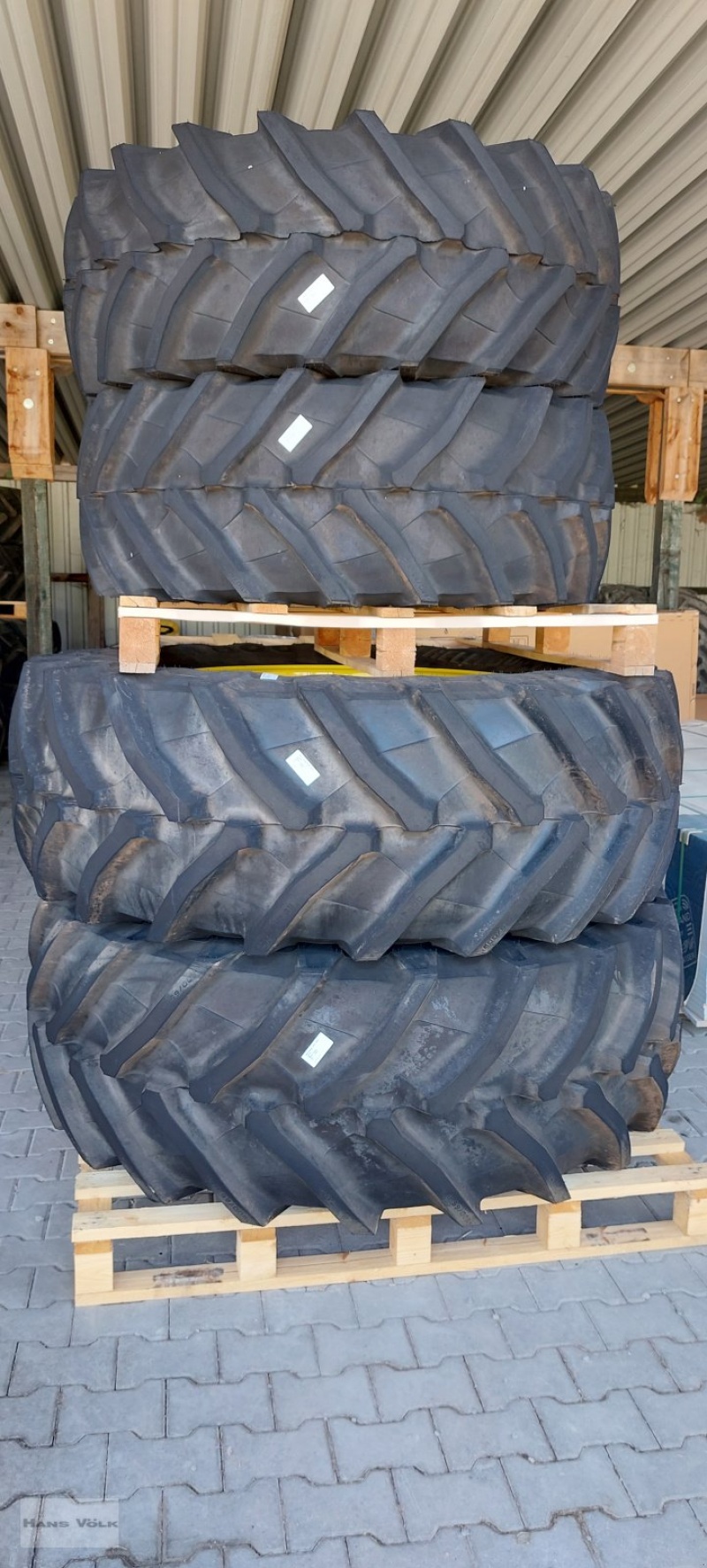 TRELLEBORG 480/65r28 + 600/65r38 wheel_and_track €8,992