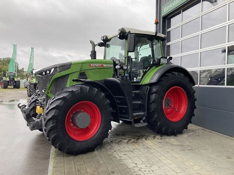 E-FARM: Fendt 930 Vario - Traktor - id XCM6G65 - 279 000 € - Rok produkcji: 2023 - Motogodziny: 1840,Moc silnika: 300,Niemcy