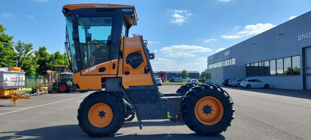 Pellenc porteur optimum xl60 Grape harvester