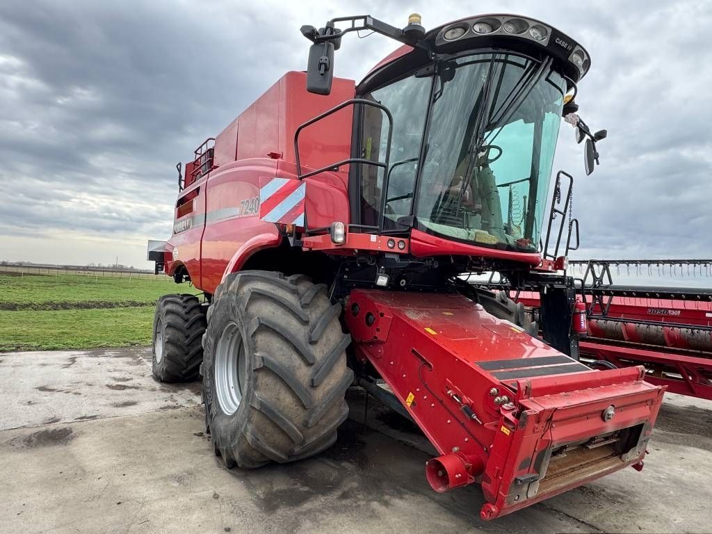E-FARM: Case IH Axial Flow 7240 - Mähdrescher - id LLTVCVC - 185.658 € - Baujahr: 2018 - Abgelesene Motorstunden: 1.719,Ungarn