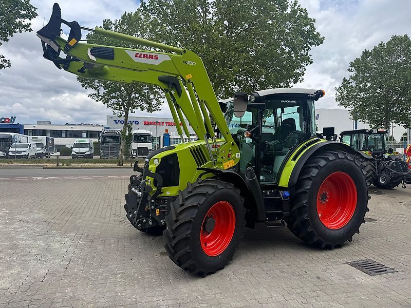 Claas Arion 470 Tractor €117,500