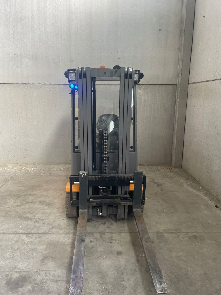 JUNGHEINRICH efg 115 Carretilla elevadora 9500 €