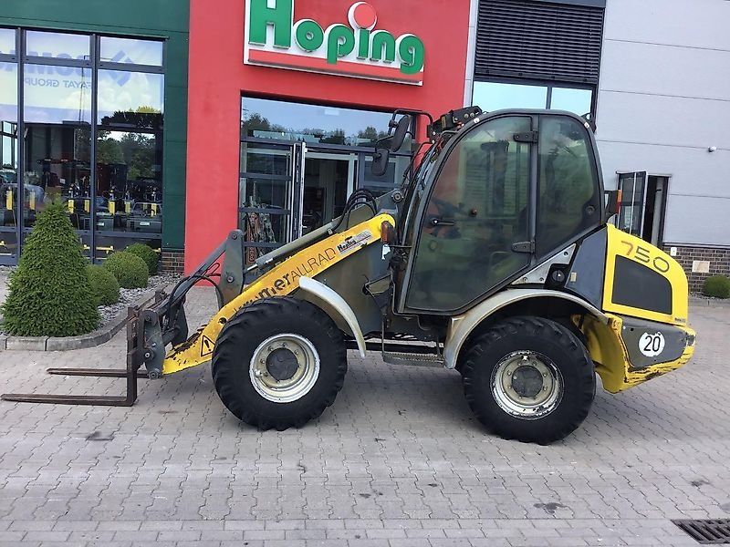 E-FARM: KRAMER 750 - Chargeuse sur pneus - id JFNS44Y - 18 500 € - Année: 2010 - Lecture du nombre d'heure: 8 580,Allemagne