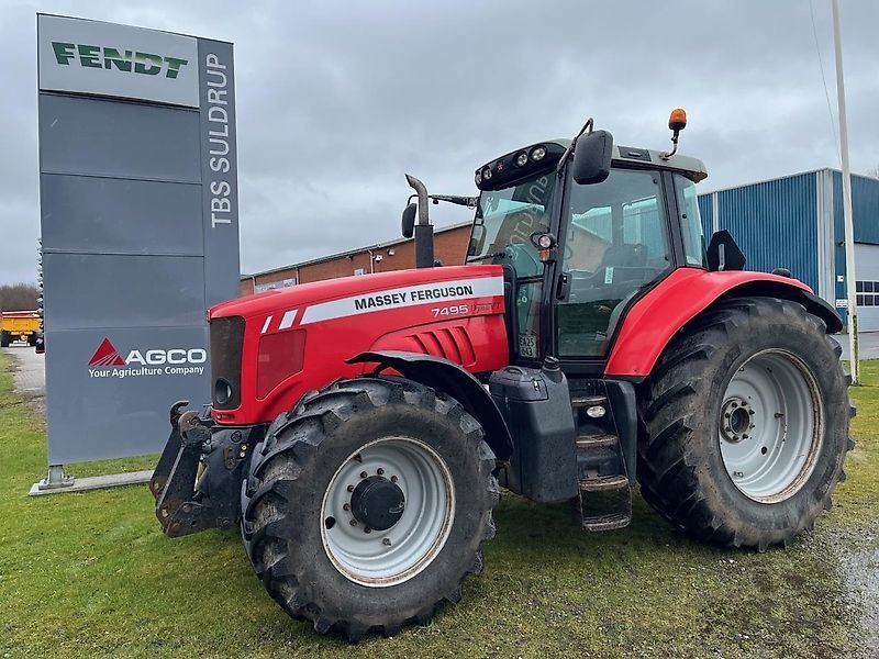 Massey Ferguson 7495 Dyna-VT Traktor 39 475 €