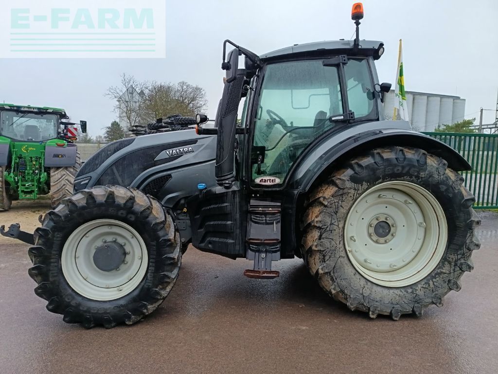 Valtra t214 direct Traktor 84.500 €