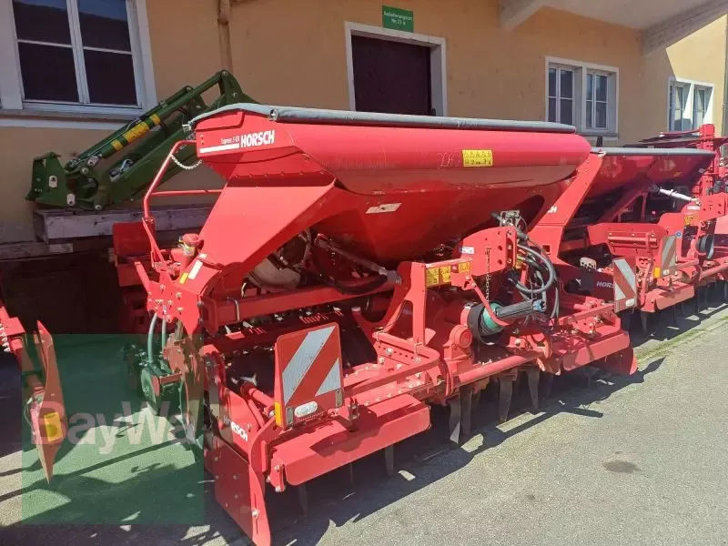 E-FARM: HORSCH Express 3 KR - Semoir - id 7VLFRHS - 49 118 € - Année: 2023 - Puissance du moteur (chevaux): 250,Allemagne
