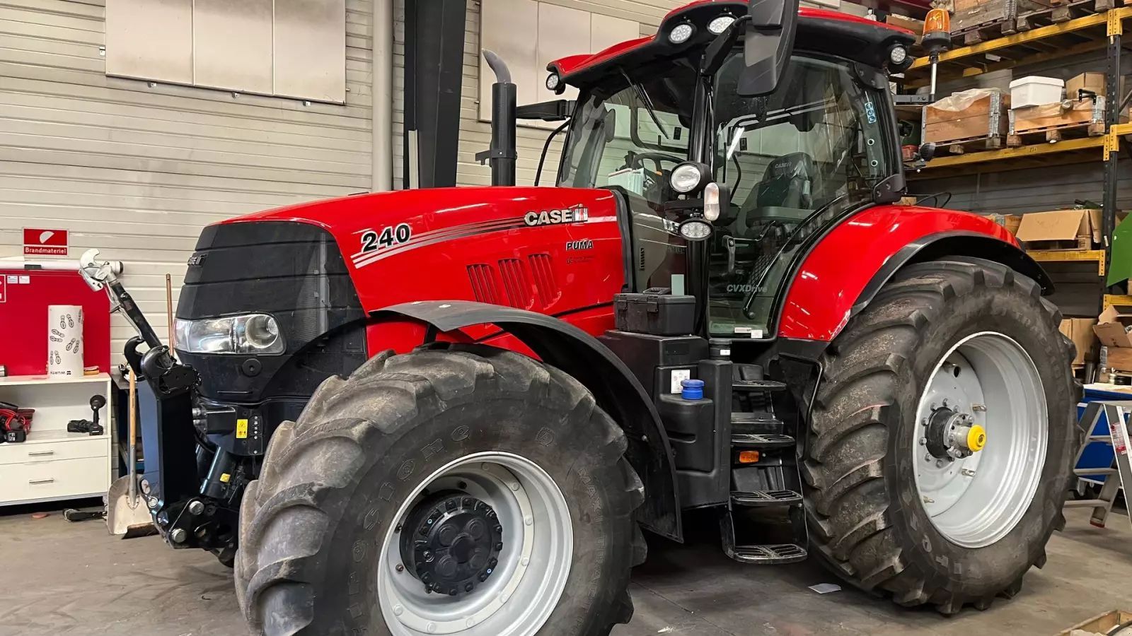 Case IH Puma 240 CVX Tractor €123,766