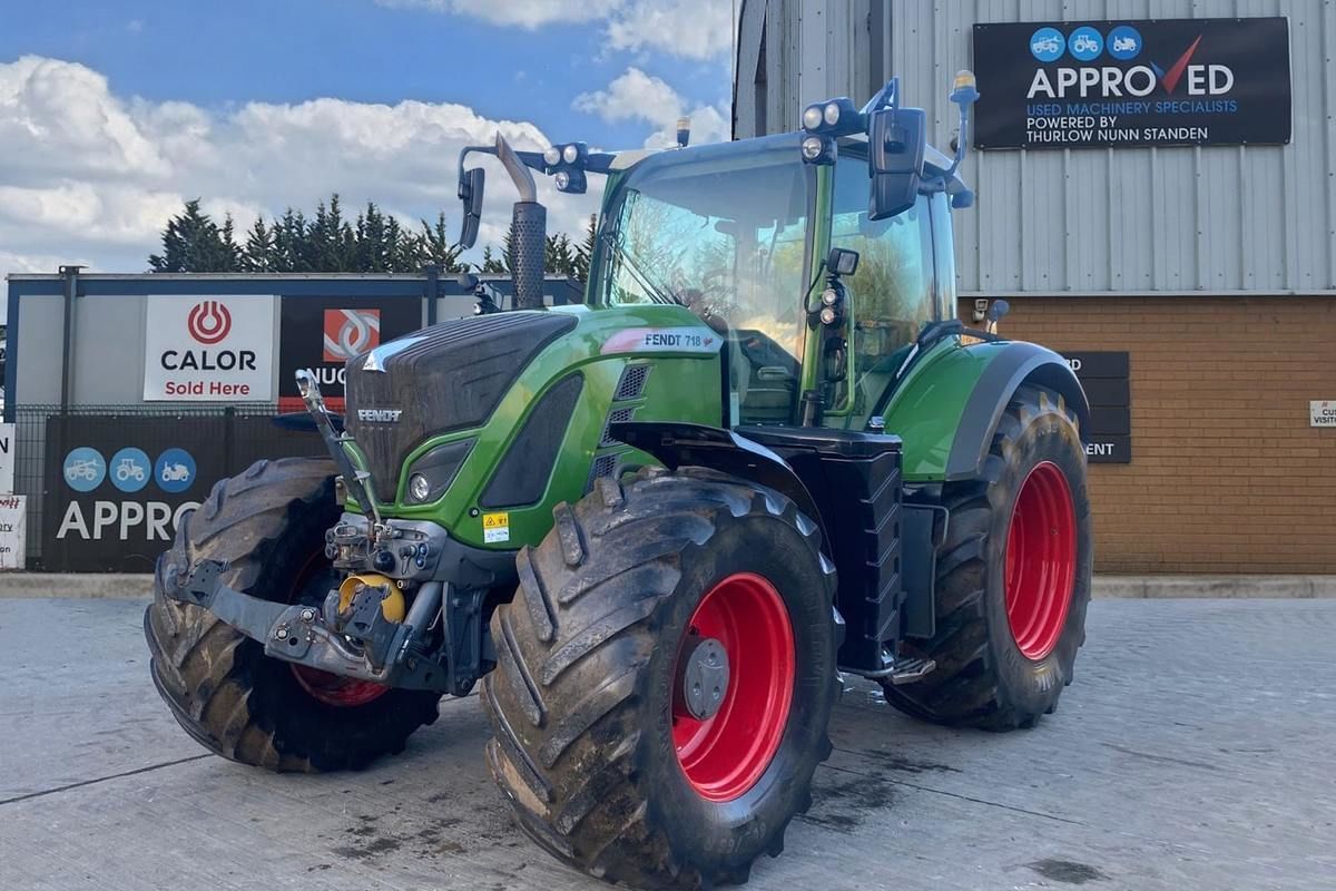 E-FARM: Fendt 718 Vario - Traktor - id EWZW1PU - 85.763 € - Baujahr: 2019 - Abgelesene Motorstunden: 7.074,Vereinigtes Königreich