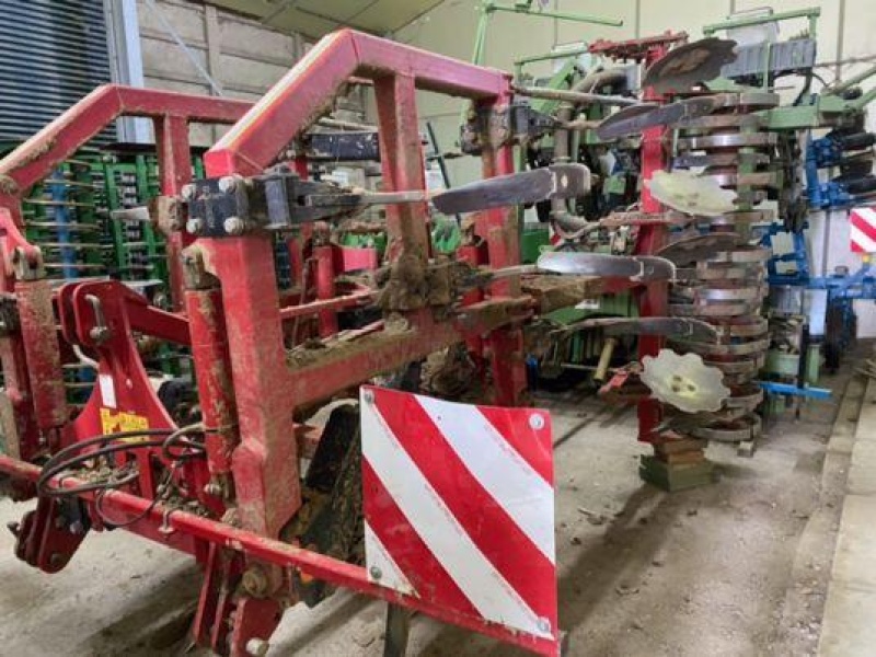 HORSCH Terrano 4 FX cultivator €17,500