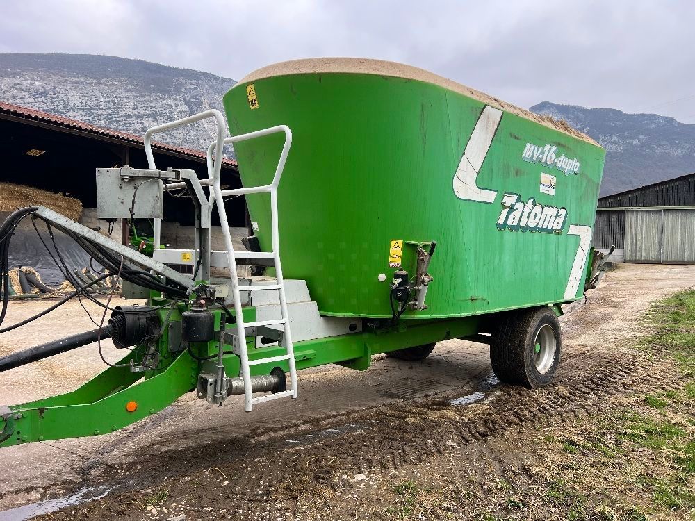 E-FARM: Tatoma mv-16-duplo - Futtermischwagen - id ZURWQ8J - 12.900 € - Baujahr: 2014 - Frankreich