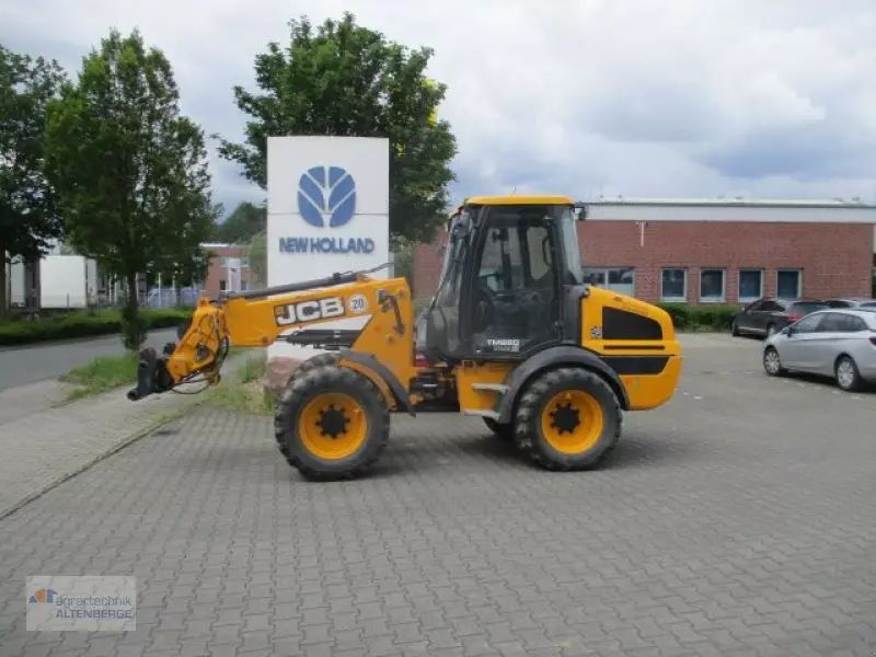 E-FARM: JCB tm 220 teleskopradlader - Wheel loader - id VUUPXXC - €60,420 - Year of construction: 2020 - Engine hours: 3,100,Engine power (HP): 75,Germany
