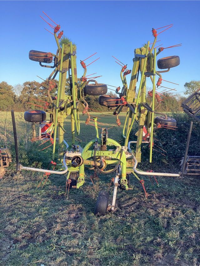 E-FARM: Claas Volto 900 - Tedder - id HZRBMVK - Año: 2019 - Francia