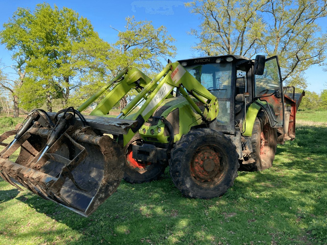 E-FARM: Claas Arion 420 - Трактор - id XBTEJUL - 22 000 € - Година на построяване: 2011 - Работни часове на двигателя: 12 700,Мощност на двигателя (HP): 110,Франция