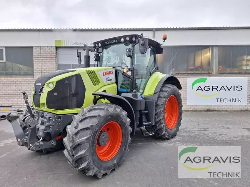 Claas Axion 810 Traktor