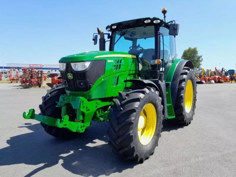 John Deere 6140 R Tractor €60,000