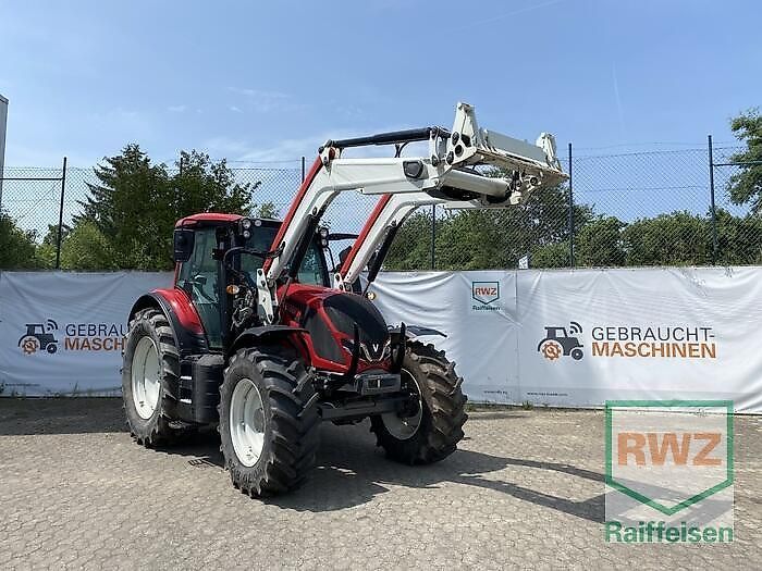 E-FARM: Valtra N135 - Tractor - id CRMVZYG - €89,900 - Year of construction: 2021 - Engine hours: 422,Engine power (HP): 135,Germany