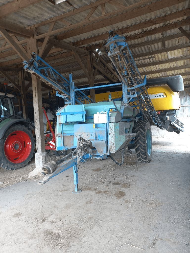 E-FARM: Berthoud racer 25 - Pulvérisateur - id T5ENJBX - 7 500 € - Année: 2001 - France