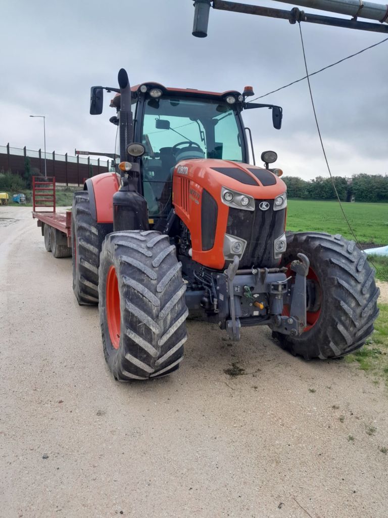 E-FARM: Kubota M7171 - Tractor - id 8E1PBH7 - €40,000 - Year