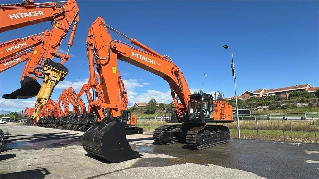 E-FARM: Hitachi zx690lch-7 - Bageri guseničari - id AIUGRH6 - Godina proizvodnje: 2023 - Italija