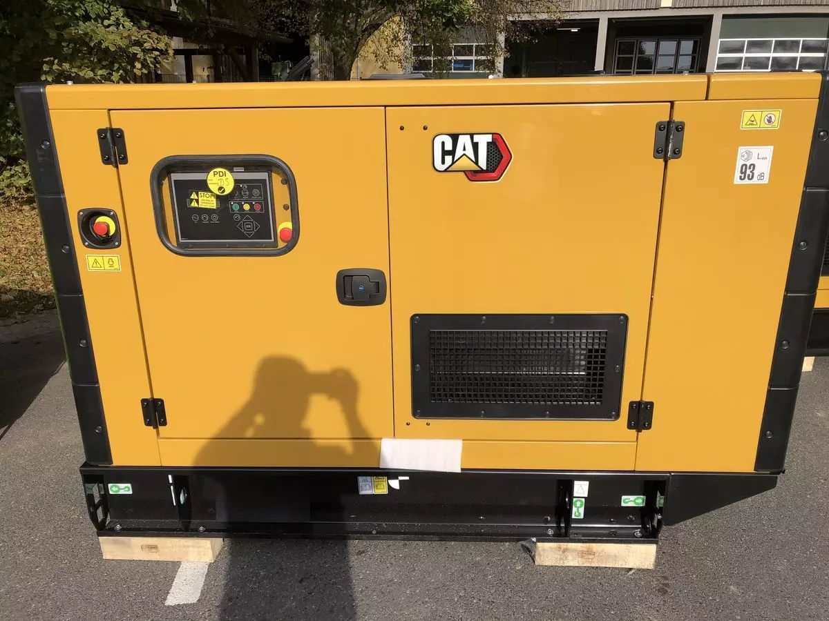 E-FARM: Caterpillar notstromaggregat 65kva - Baumaschinen Sonstige - id GRB5IHI - 20.900 € - Baujahr: 2023 - Österreich