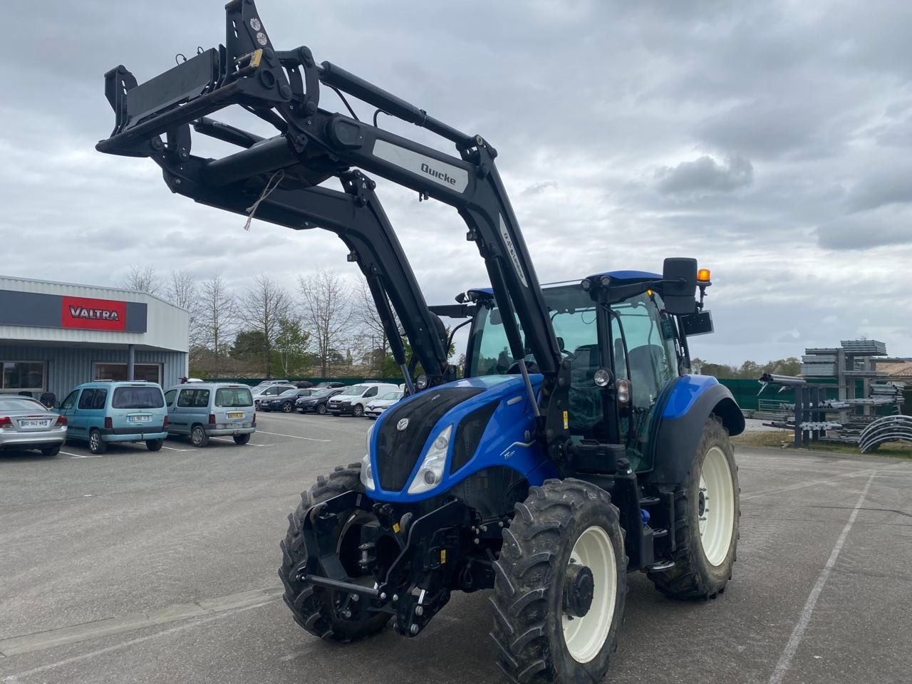 New Holland T5.120 Tractor €72,500