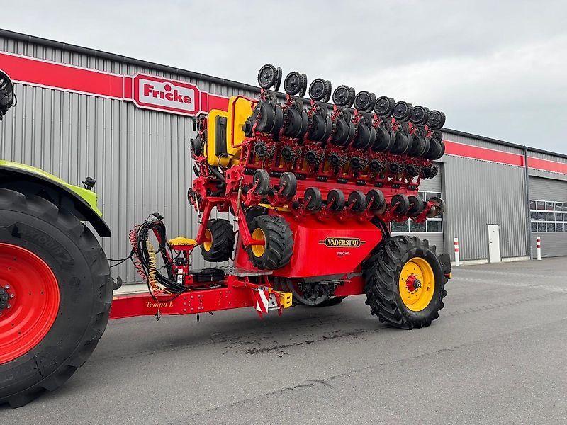 E-FARM: väderstad tempo l18 - Semoir - id 4EWJ69N - 91 500 € - Année: 2021 - Allemagne