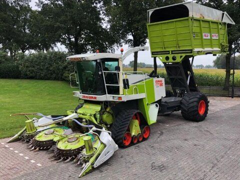 E-FARM: Claas Jaguar 880 - Sieczkarnia samobieżna - id VCT15FK - 142 858 € - Rok produkcji: 2000 - Motogodziny: 1 872,Moc silnika: 480,Niemcy
