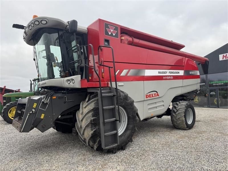 E-FARM: Massey Ferguson Delta 9280 AL - Cosechadora - id QXXYF9S - 53.326 € - Año: 2010 - Horas: 1.400,Dinamarca