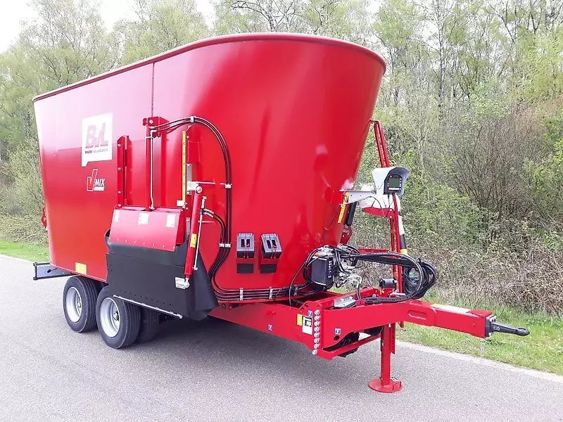 E-FARM: BVL v-mix plus 27-2s - Mélangeurs d'alimentation - id ATXUIPC - 55 000 € - Année: 2023 - Allemagne