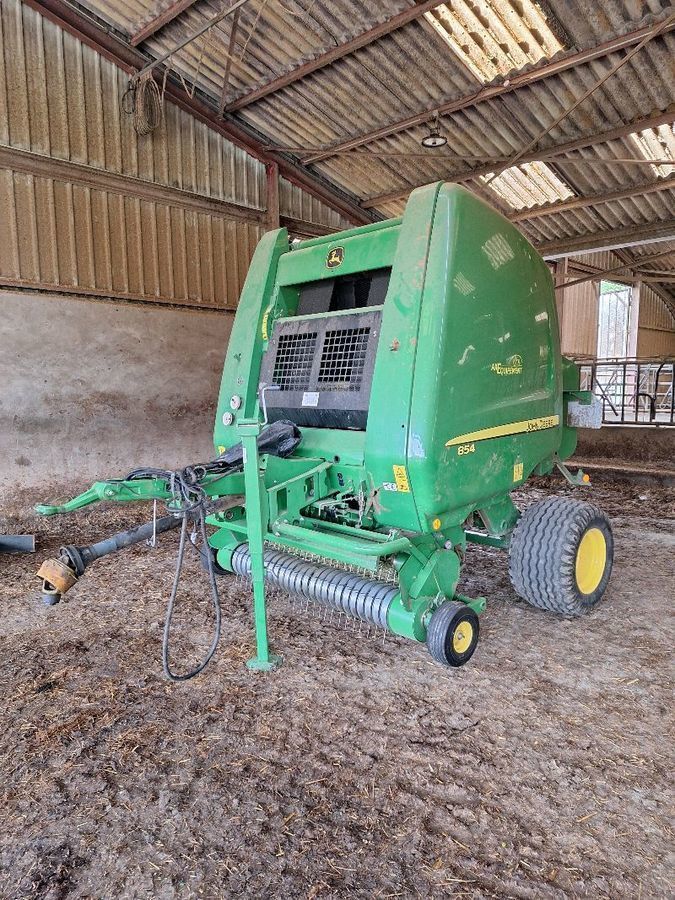 John Deere 854 Baler €13,500