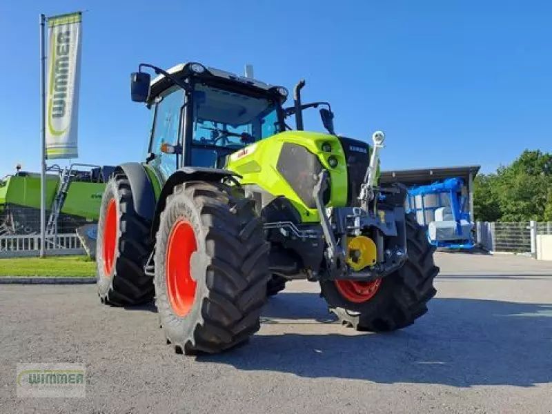 Claas Axos 240 Tractor €61,250