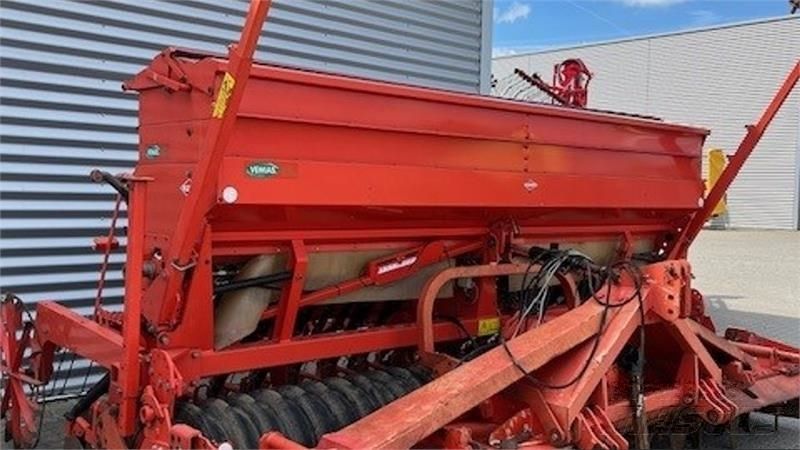 E-FARM: Kuhn integra 4m - Drilling machine combination - id LFNSDDQ - €5,361 - Year of construction: 2007 - Denmark