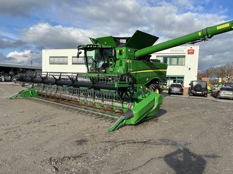 E-FARM: John Deere S 685 i - Κομπίνα - id SZTJLKC - 129.000 € - Χρονία: 2015 - Μετρητής ωρών: 2.043,Ισχύς κινητήρα: 578,Γερμανία