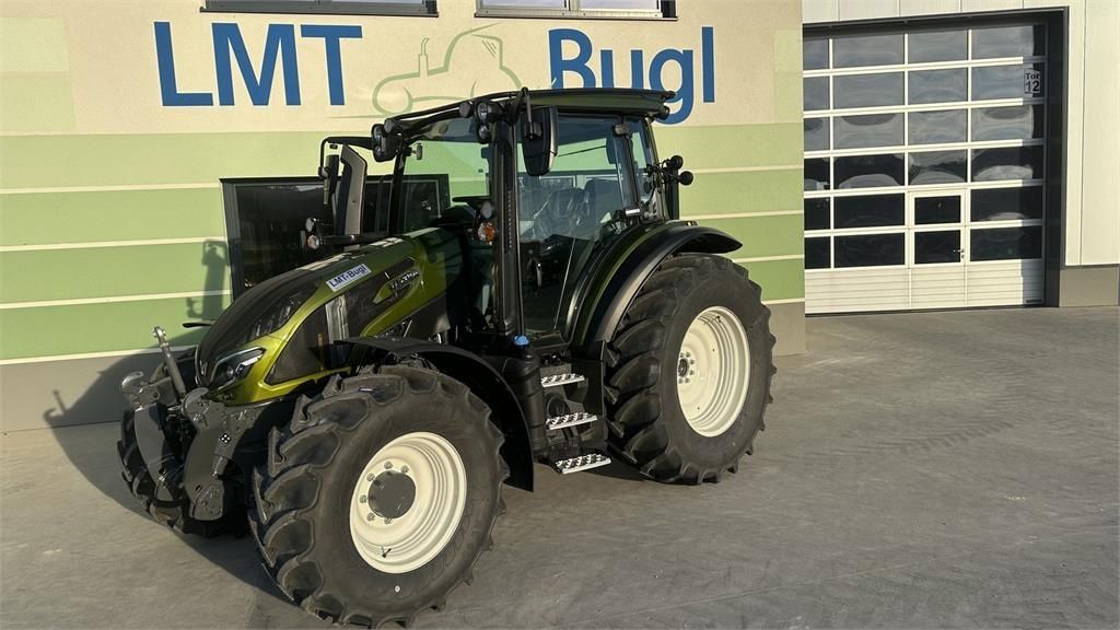 Valtra G 115 Tractor €91,500
