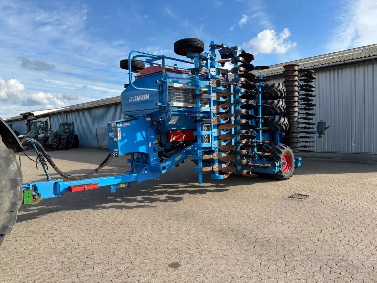 Lemken solitair 9/600 hd Combinație de semănatoare 66.288 EUR