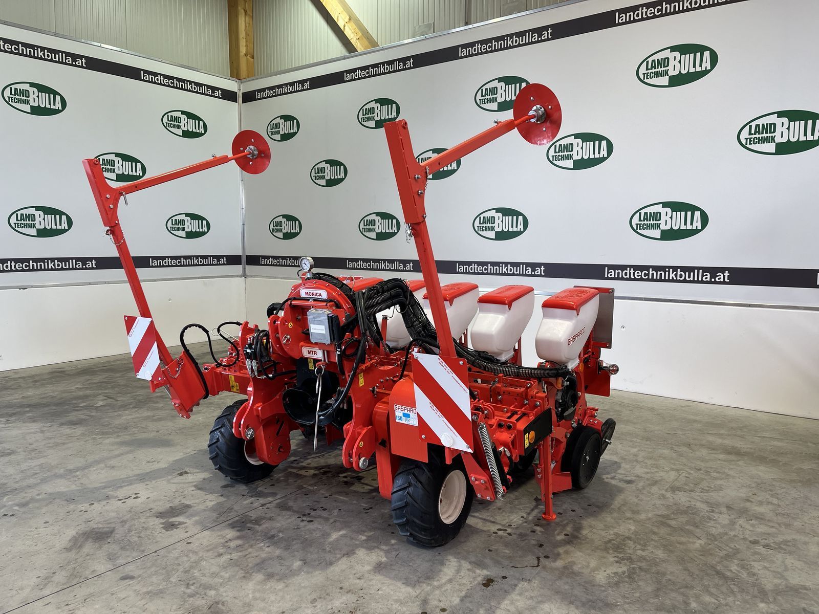 E-FARM: Gaspardo monica 6 reihen variabel 45-75cm - Seminatrice di precisione - id KS9ZYHR - 26.900 € - Anno di costruzione: 2023 - Austria