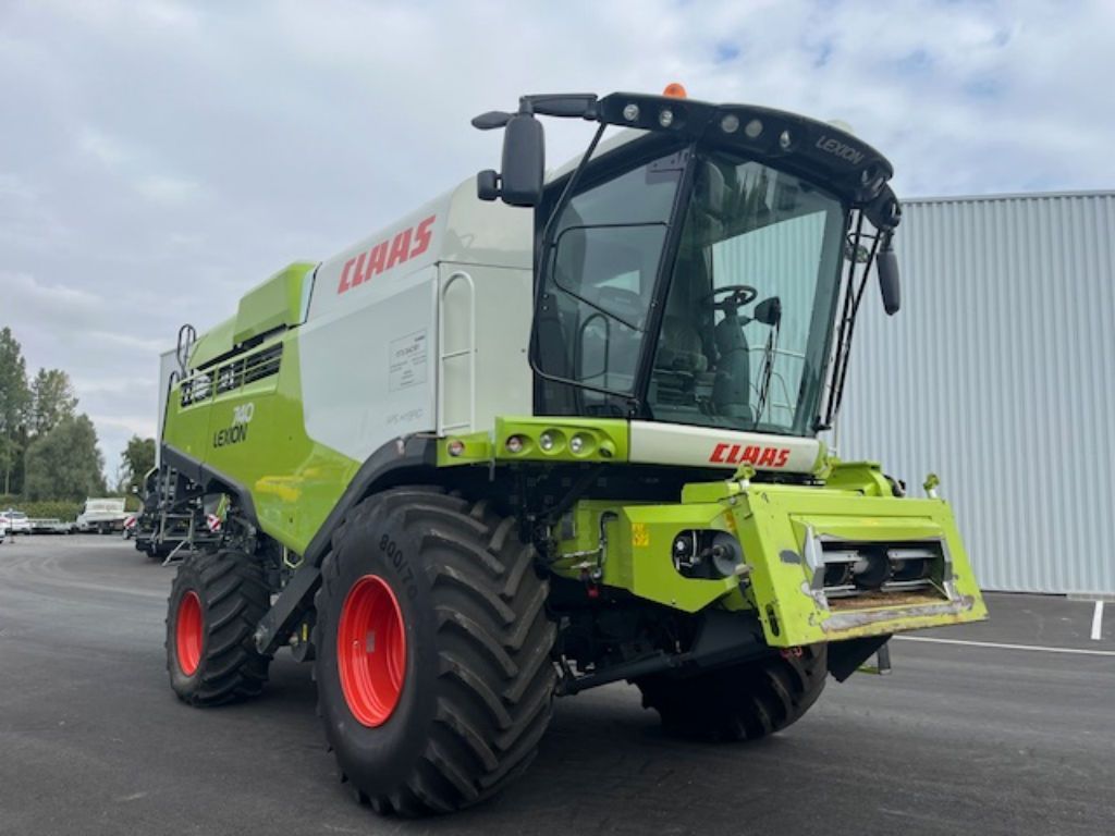 Claas Lexion 740 Kombajn zbożowy 199 000 €