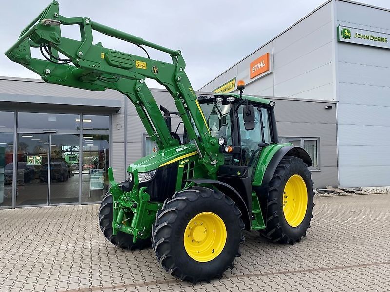 E-FARM: John Deere 6120 M - Traktor - id AJTLWXQ - 99.900 € - Baujahr: 2024 - Abgelesene Motorstunden: 120,Deutschland