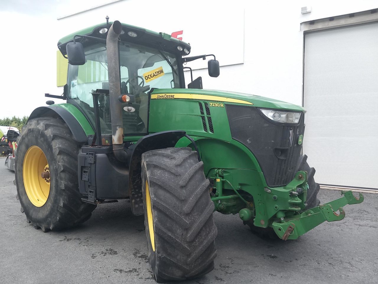 E-FARM: John Deere 7230 R - Tractor - id RSZP5ML - 59.000 € - Año: 2012 - Horas: 6427,Potencia del motor: 230,Francia