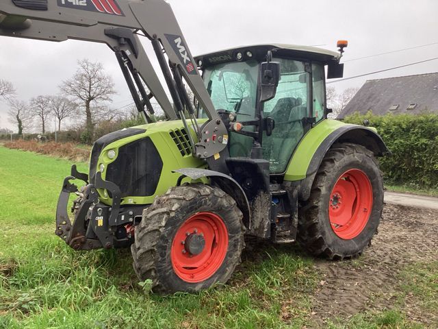 E-FARM: Claas Arion 510 - Traktor - id QRWGBK8 - Baujahr: 2022 - Abgelesene Motorstunden: 2.100,Motorleistung (PS): 110,Frankreich