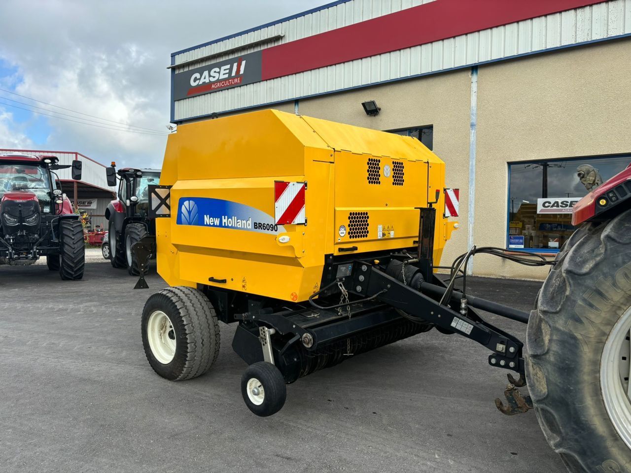 New Holland BR6090 Πρέσσα 19.000 €