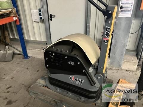 E-FARM: Giant gpr4560d - Construction Machinery other - id BQUI8SE - €6,218 - Year of construction: 2023 - Germany