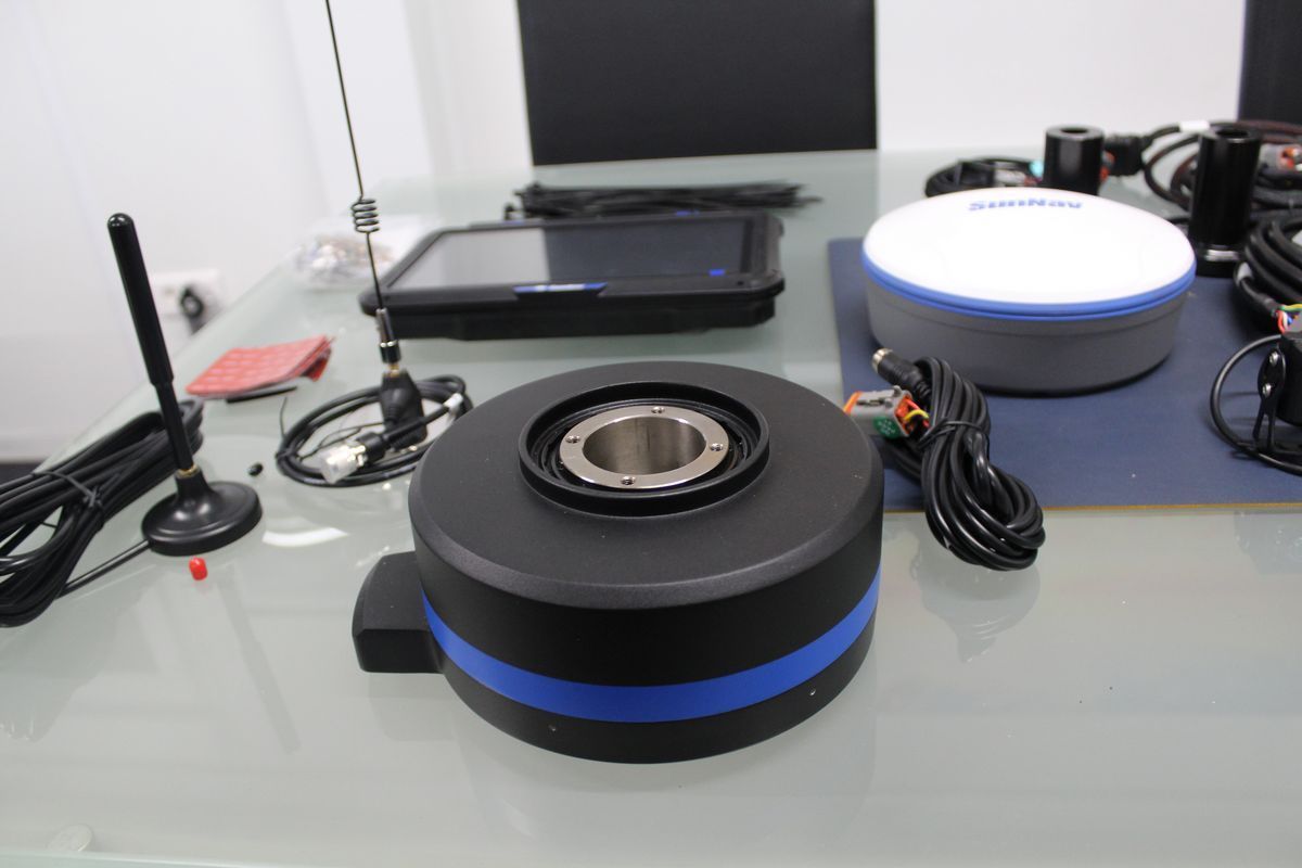 E-FARM: aktion-sunnav lenksystem rtk komplett-s.a.t. - Präzisionslandwirtschaft und GPS - id 3SVJRSR - 4.992 € - Österreich